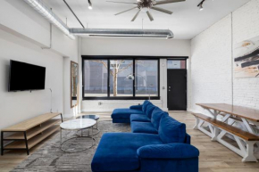 Art District Loft - 4BD/2BA Downtown SGF